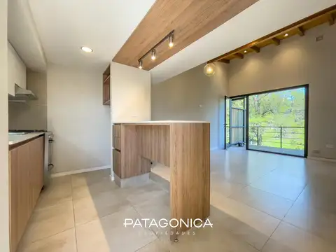 VENTA- Departamento 2 amb c/coch a estrenar equipado, El Mercado, Villa la Angostura