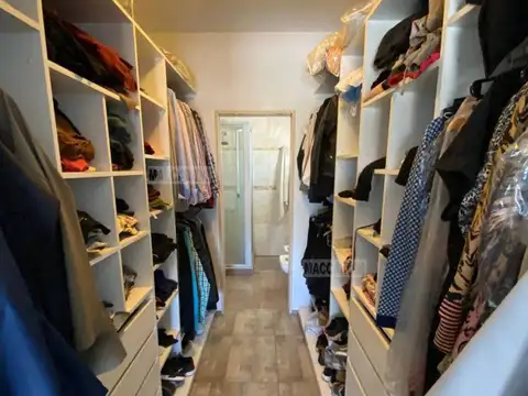 Departamento 4 ambientes con 3 baños