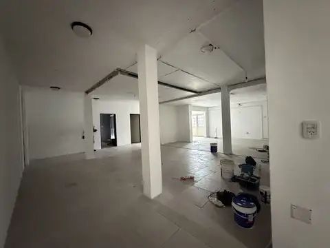 LOCAL COMERCIAL EN PLENO CENTRO DE ITUZAINGÓ