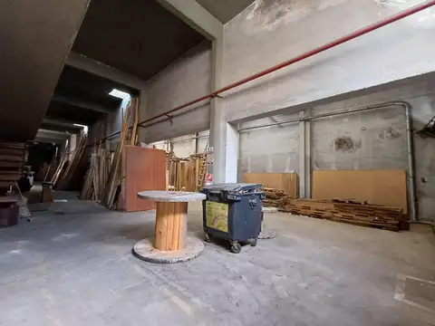 Galpon en Venta en Monserrat, USD 860.000