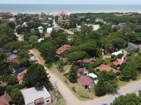 VENTA DE CASA EN VALERIA DEL MAR