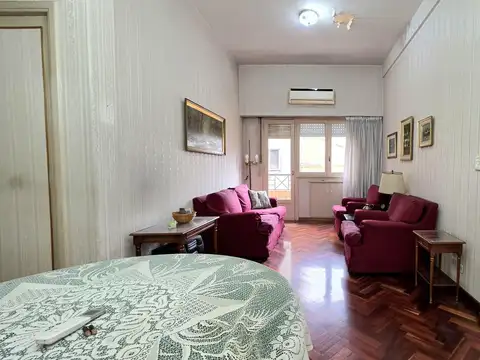 San José al 100 - Monserrat - Departamento de 3 ambientes con balcón al frente - VENTA