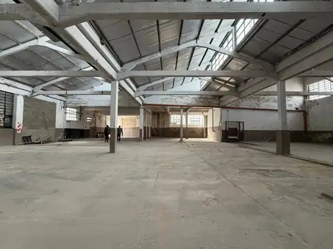 DEPOSITO GALPON 655m2 EN PARQUE INDUSTRIAL SUAREZ con OPERACION 24HS