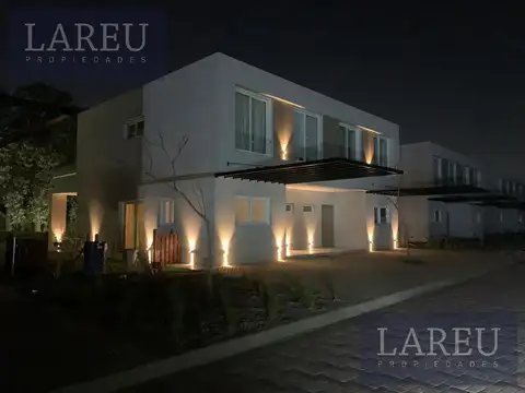 Casa en Alquiler de 3 dormitorios