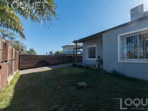 Casa 3 ambientes con 2 baños
