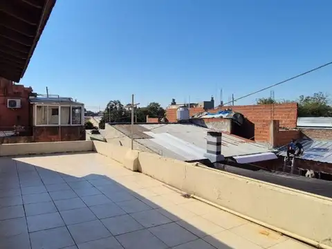 Depto Tipo Casa en Alquiler de 2 dormitorios