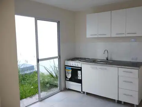 Depto Tipo Casa 3 ambientes con 1 baño