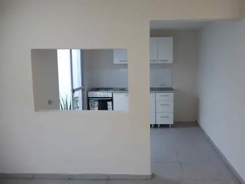 Depto Tipo Casa en Venta en Tolosa, USD 62.000