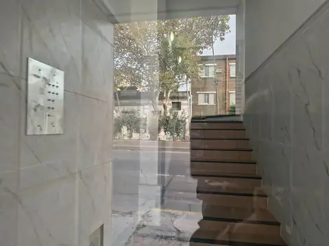 Hipólito Yrigoyen 7400