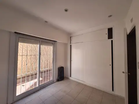 Depto Tipo Casa en Alquiler de 2 dormitorios
