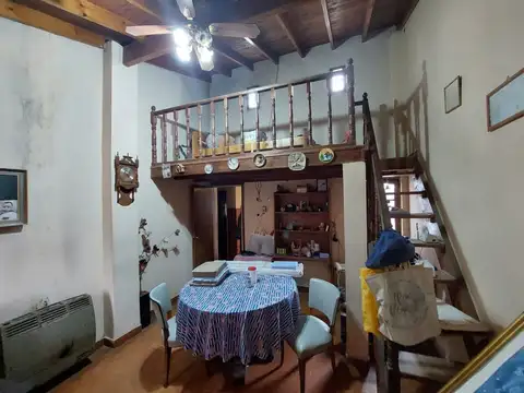 Casa 5 ambientes con 3 baños