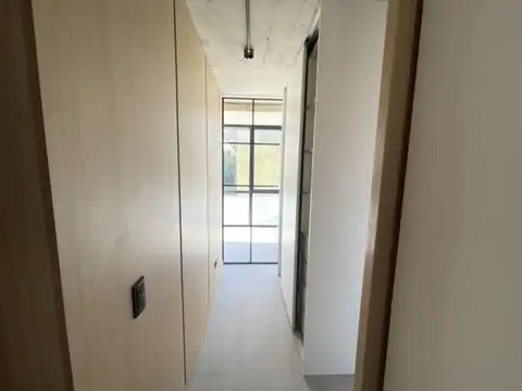 Departamento de 3 ambientes en zona comercial Guemes