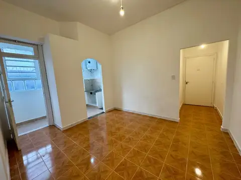 Depto Tipo Casa en Alquiler de 2 ambientes