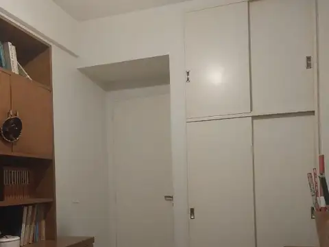 Av. Crámer 2500, Piso 1