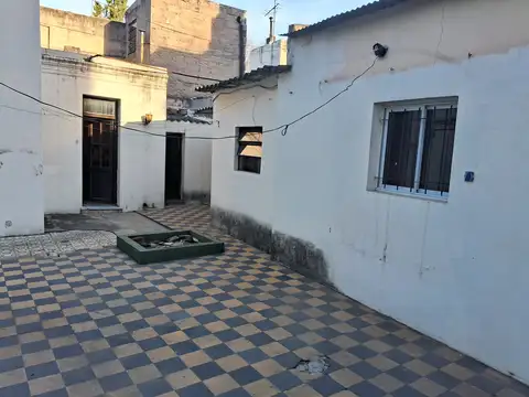 Depto Tipo Casa en Venta 70 años