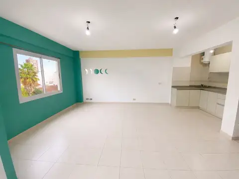 Presidente Peron 3300, Piso 2