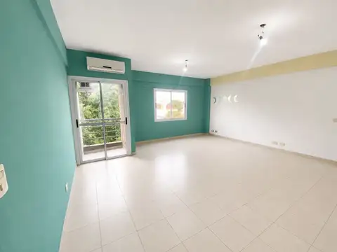 Presidente Peron 3300, Piso 2