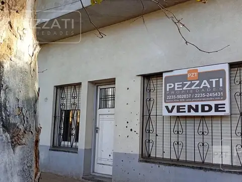 Casa a demoler. Z/ Rawson y 14 de Julio. Sobre lote de 10.39 x 38