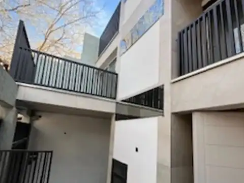 Laprida 200