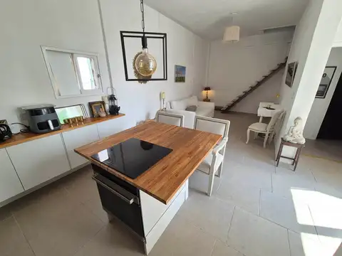 Depto Tipo Casa en Venta de 2 ambientes