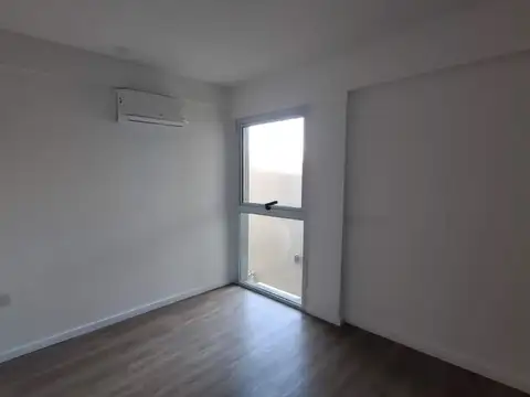 OFICINA/CONSULTORIO en alquiler sobre calle Dean Funes al 1000