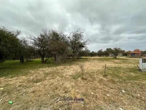 Terreno en Venta en Villa Catalina, USD 35.000