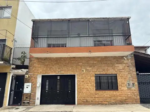 Casa multifamiliar