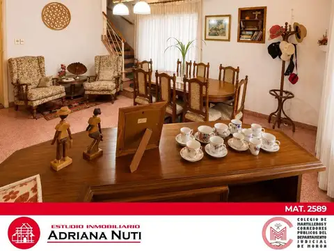 Casa en Venta con 1 cochera
