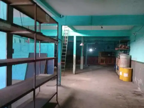 GALPÓN EN VENTA DE1830 M² EN SAN JUSTO CON 2 ENTRADAS