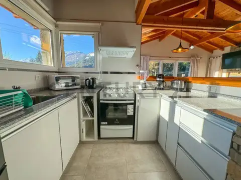 Casa en Venta en Villa la Angostura, USD 295.000