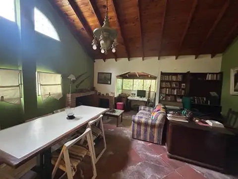 Casa en Venta con 5 cocheras