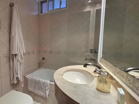 Departamento en Venta al Noreste