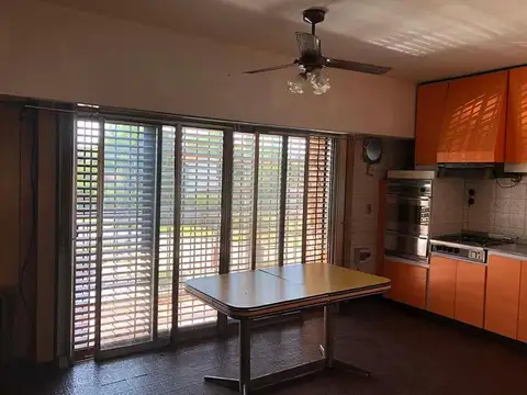CHALET EN 1° PISO EN EXCELENTE UBICACIÓN  nuevas condicione