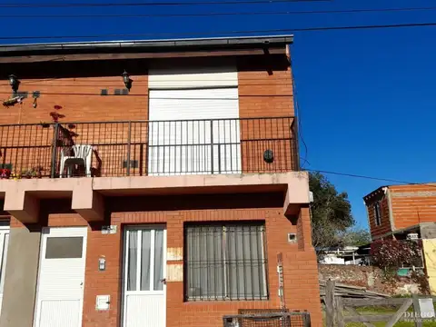 Depto Tipo Casa en Venta de 4 ambientes