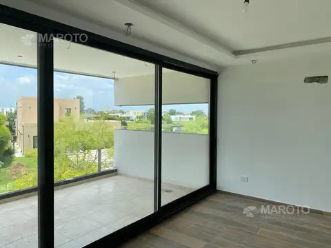 CASA EN VENTA AL AGUA EN CANTON - MAROTO PROPIEDADES