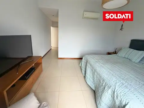 Casa en Alquiler Temporal con 2 cocheras