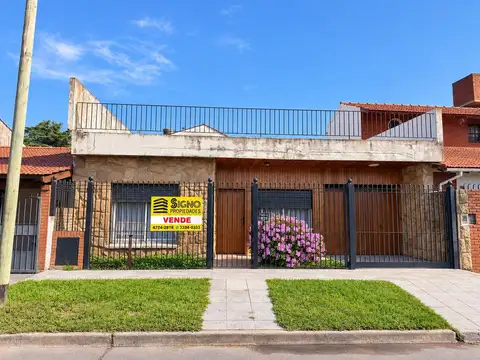 Casa en excelente ubicación 4 ambientes con gran terraza