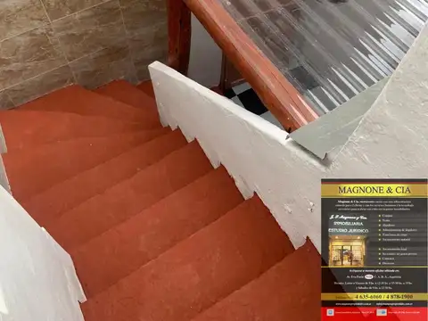 Depto Tipo Casa en Venta 80 años