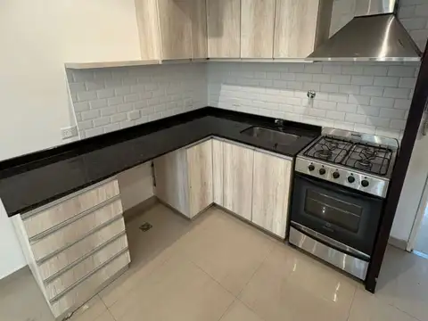 Depto Tipo Casa en Alquiler de 2 dormitorios