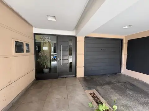 Benito Lynch 2600, Piso 1