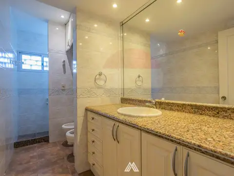 Alquiler casa PH 3 dormitorios en Rambla de Malvín