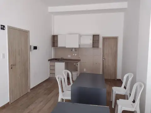 Departamento en Alquiler en Centro, $ 430.000