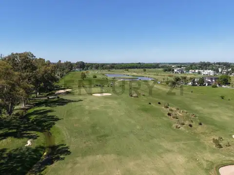 VENTA DE LOTE CON ANTE PROYECTO EN SAN ELISEO GOLF