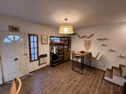 Depto Tipo Casa en Venta en Villa Urquiza, USD 109.000