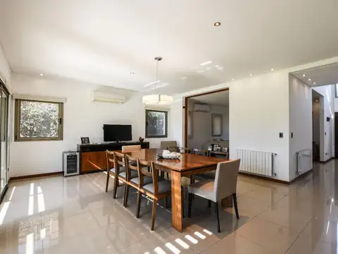 VENTA CASA EN FUNES HILLS SAN MARINO