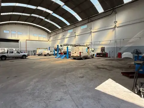 Galpon en Venta 20  mts Frente