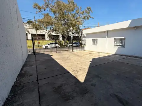 Galpon en Venta en Valentin Alsina, USD 490.000