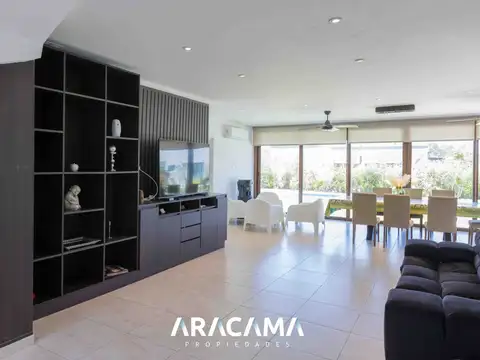 Casa en Venta en Lagos De Canning, USD 350.000