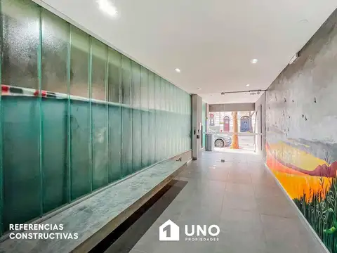Necochea y Ituzaingo - Dpto Monoambiente. Cochera disponible.