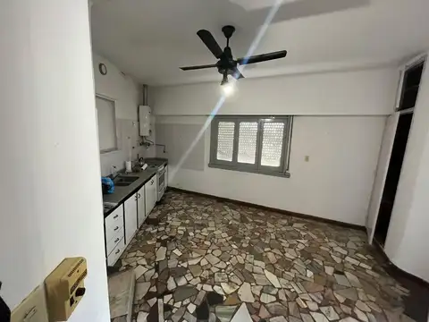 Venta- Ph- Departamento- 3 ambientes- terraza propia- Balcón- Permuta- Ramos Mejia